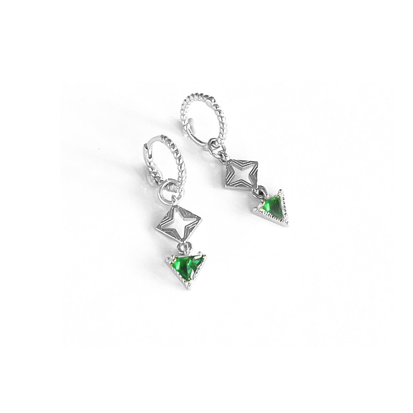 Byzantine Romance -Byzante Two Drop Engaraved Sleepers| Silver w Emerald