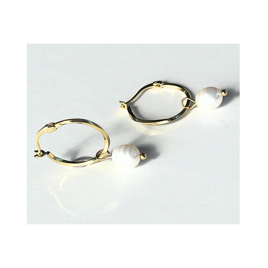 Willow Hoops | Gold and Pearl