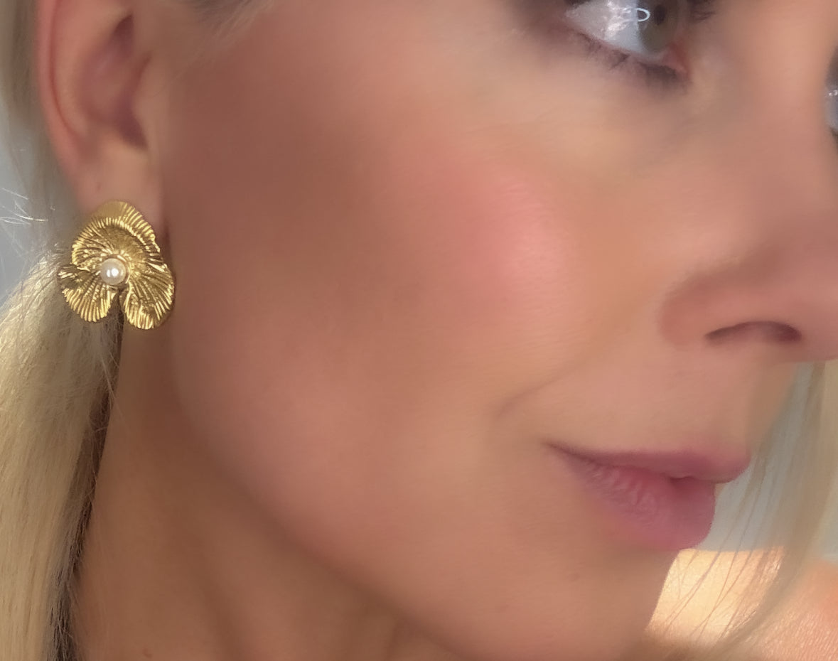 Petals & Pearls Studs | Gold