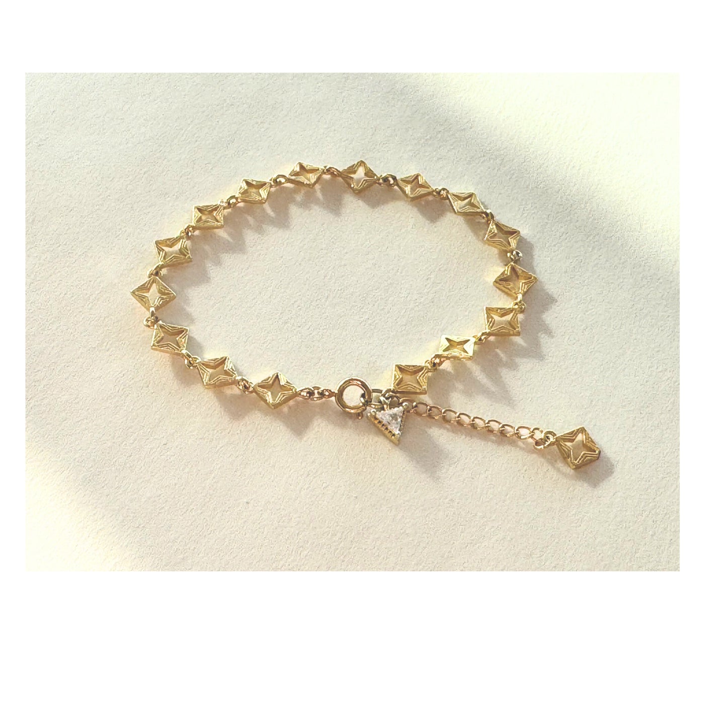 Byzante Embrace Bracelet | Gold