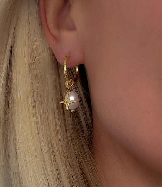 Pearl & Star Engraved Sleepers| Gold