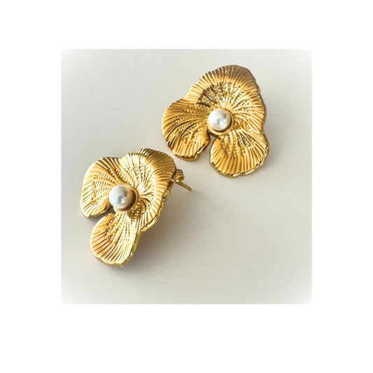 Petals & Pearls Studs | Gold