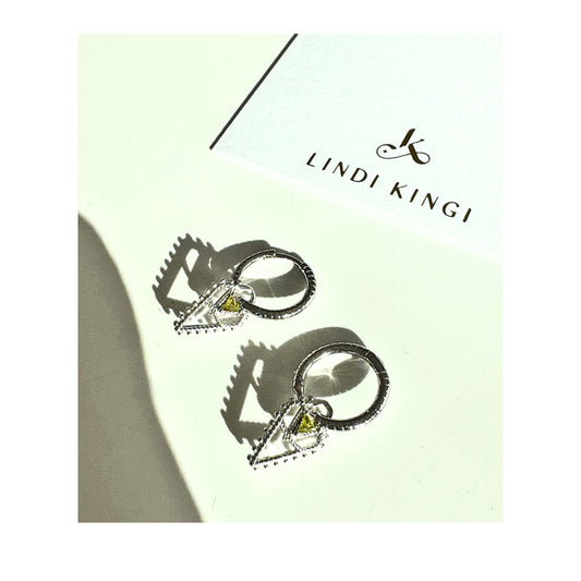 Byzantine Romance - Hearts and Lovers Engraved Sleepers | Silver w Peridot