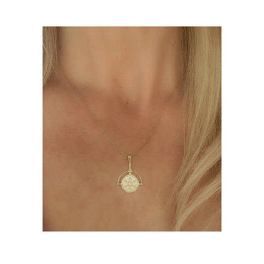 Golden Love Necklace | Gold