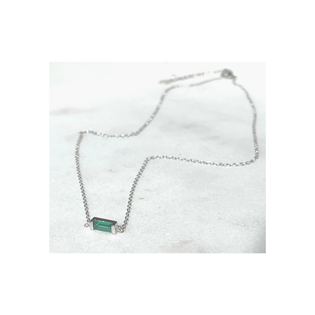 Into the Light- Emerald Baguette Necklace | Silver