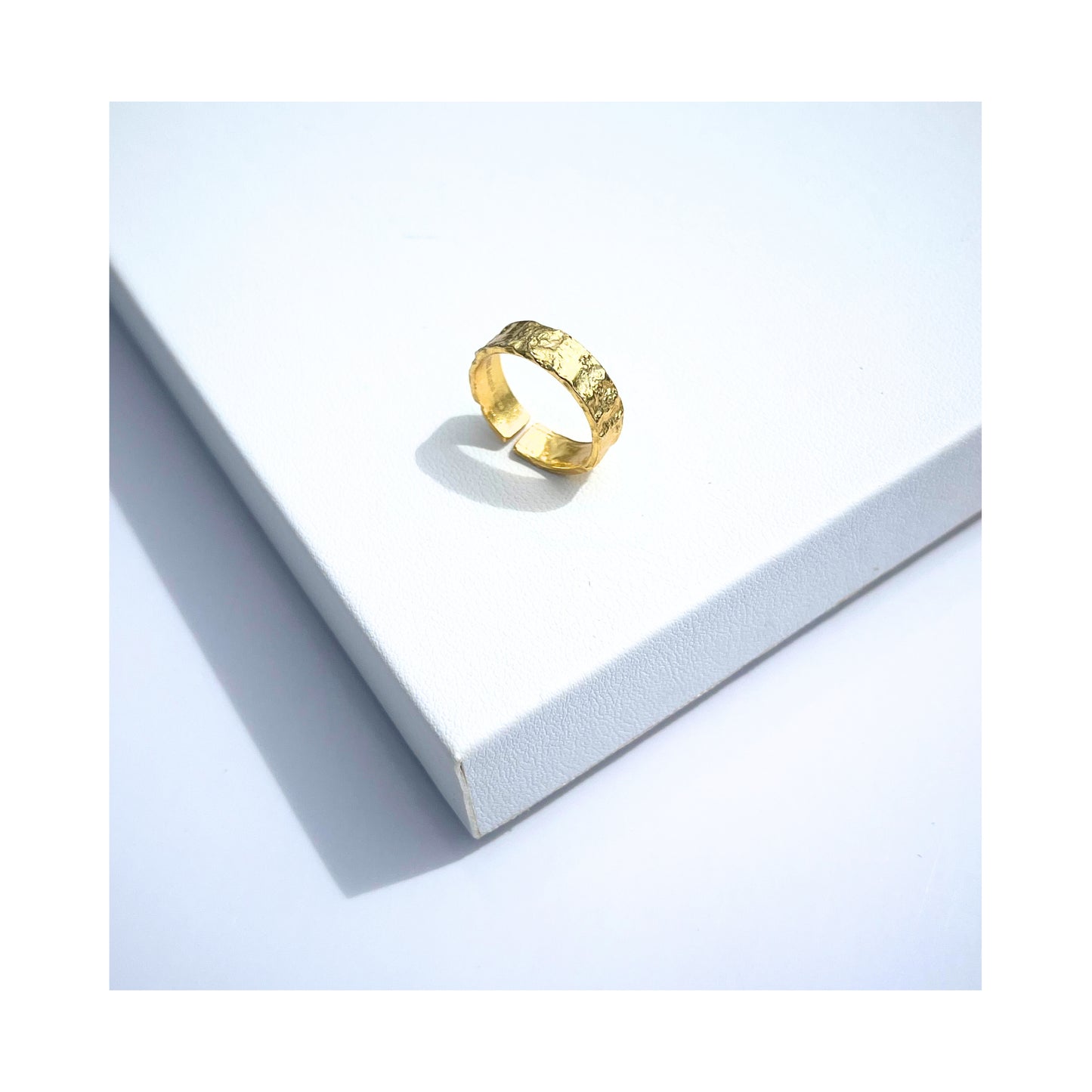 Hammered Ring| Gold