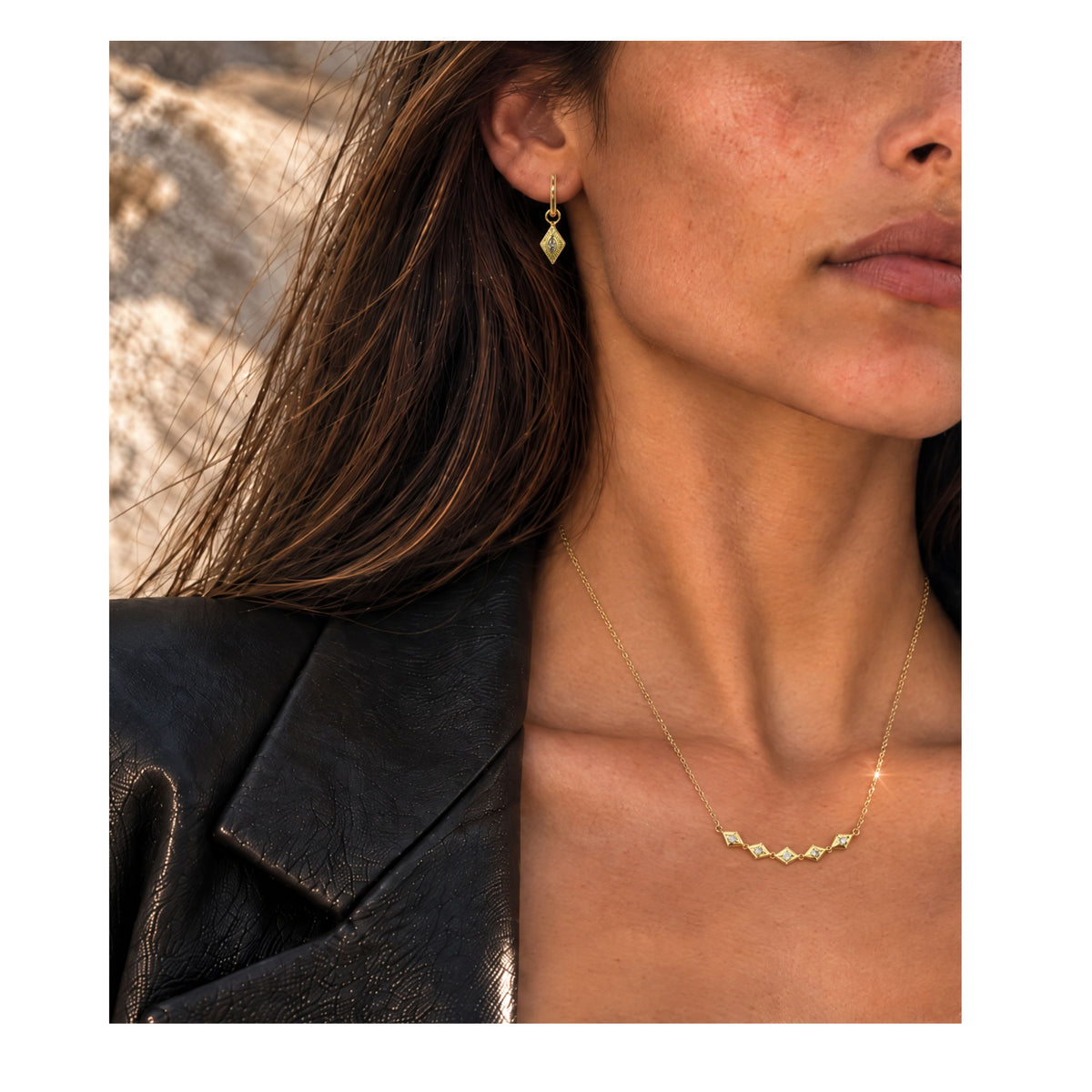 Sereno Arc Necklace | Gold